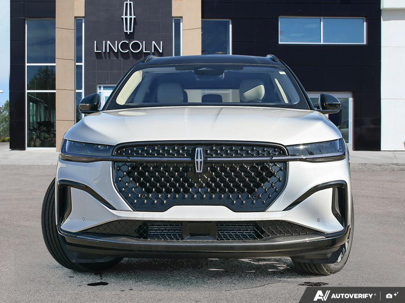 NEW 2026 Lincoln Nautilus Reserve - White Platinum Metallic Tri-coat Exterior / SPACE GRAY LEATHER Interior - $74,909 - Stock #E60815 - VIN 5LMPJ8KA0TJ058018 - Photo 2