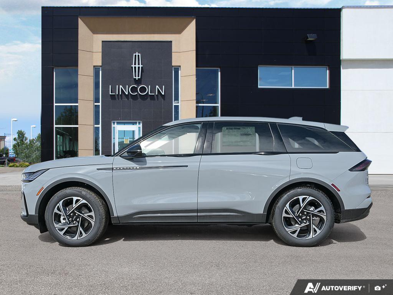 DEMO 2026 Lincoln Nautilus Premiere - Gray Matter Met Cc Exterior / ONYX BLACK, LINCOLN SOFT TOUCH HEATED FRONT CAPTAIN'S CHAIRS Interior - $68,153 - Stock #E60347 - VIN 5LMPJ8JA3TJ034846 - Photo 3