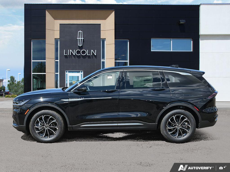 NEW 2026 Lincoln Nautilus Premiere - Infinite Black Metallic Exterior / ONYX BLACK, LINCOLN SOFT TOUCH HEATED FRONT CAPTAIN'S CHAIRS Interior - $61,305 - Stock #E60622 - VIN 5LMPJ8JA2TJ046793 - Photo 3