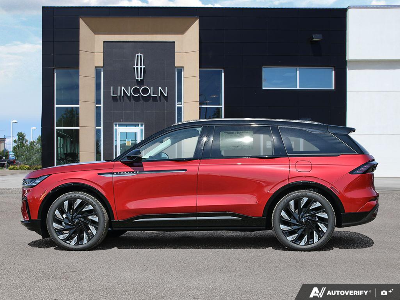 NEW 2026 Lincoln Nautilus Reserve - Red Carpet Exterior / BLACK ONYX/GREY PREM LEATHER SEATS Interior - $79,094 - Stock #E60812 - VIN 5LMPJ8KA3TJ061334 - Photo 3
