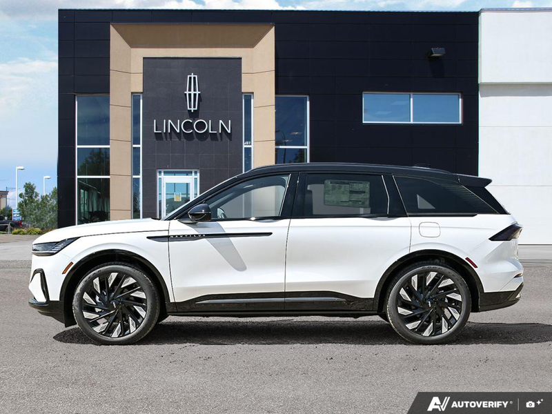 NEW 2026 Lincoln Nautilus Reserve - White Platinum Metallic Tri-coat Exterior / HOT CHOCOLATE, PREMIUM LEATHER-TRIMMED Interior - $79,094 - Stock #E60814 - VIN 5LMPJ8KA6TJ058251 - Photo 3