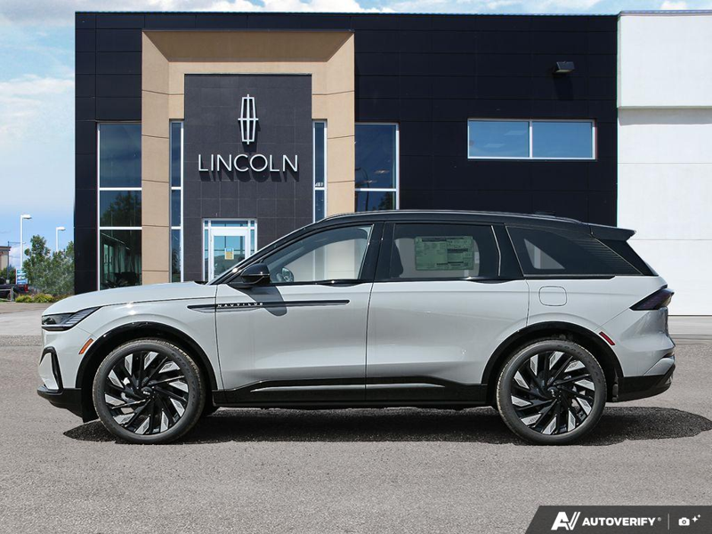 NEW 2026 Lincoln Nautilus Reserve - Gray Matter Met Cc Exterior / HOT CHOCOLATE, PREMIUM LEATHER-TRIMMED Interior - $79,094 - Stock #E60818 - VIN 5LMPJ8KA9TJ057594 - Photo 3