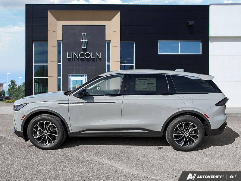 DEMO 2026 Lincoln Nautilus Premiere - Gray Matter Met Cc Exterior / ONYX BLACK, LINCOLN SOFT TOUCH HEATED FRONT CAPTAIN'S CHAIRS Interior - $60,284 - Stock #E60741 - VIN 5LMPJ8JA5TJ052054 - Photo 3
