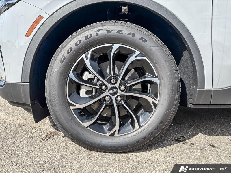 NEW 2026 Lincoln Nautilus Premiere - Gray Matter Met Cc Exterior / ONYX BLACK, LINCOLN SOFT TOUCH HEATED FRONT CAPTAIN'S CHAIRS Interior - $63,284 - Stock #E60741 - VIN 5LMPJ8JA5TJ052054 - Photo 6