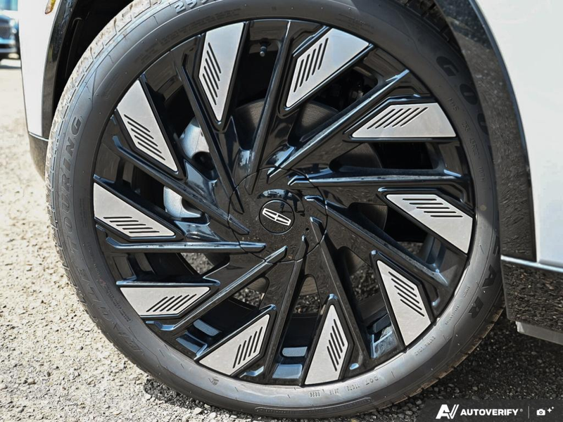 NEW 2026 Lincoln Nautilus Reserve - Gray Matter Met Cc Exterior / HOT CHOCOLATE, PREMIUM LEATHER-TRIMMED Interior - $79,094 - Stock #E60818 - VIN 5LMPJ8KA9TJ057594 - Photo 6