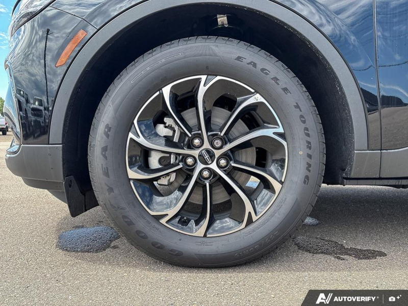 DEMO 2026 Lincoln Nautilus Premiere - Infinite Black Metallic Exterior / ONYX BLACK, LINCOLN SOFT TOUCH HEATED FRONT CAPTAIN'S CHAIRS Interior - $53,884 - Stock #E60736 - VIN 5LMPJ8JA2TJ049693 - Photo 6