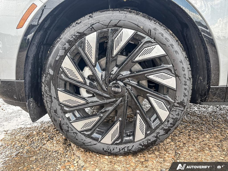 NEW 2026 Lincoln Nautilus Reserve - Gray Matter Met Cc Exterior / BLACK ONYX/GREY PREM LEATHER SEATS Interior - $69,409 - Stock #E60618 - VIN 5LMPJ8KA1TJ046752 - Photo 6