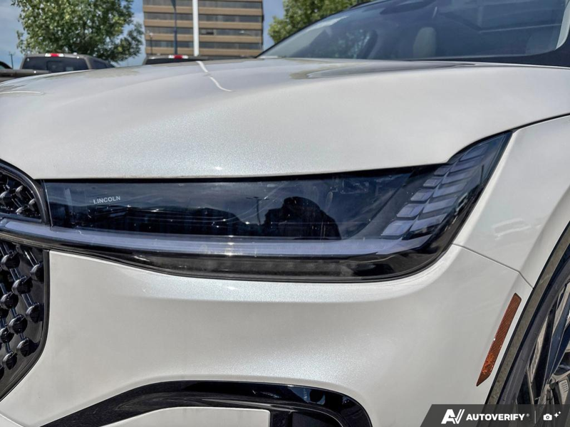 NEW 2026 Lincoln Nautilus Reserve - White Platinum Metallic Tri-coat Exterior / SPACE GRAY LEATHER Interior - $79,093 - Stock #E60484 - VIN 5LMPJ8KA6TJ040073 - Photo 8