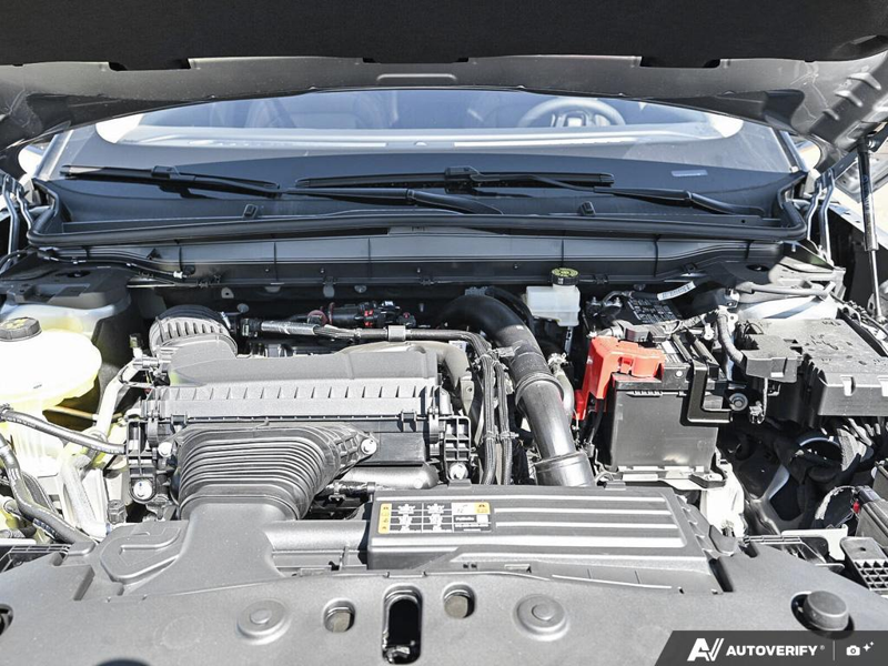 NEW 2026 Lincoln Nautilus Premiere - Silver Radiance Exterior / ONYX BLACK, LINCOLN SOFT TOUCH HEATED FRONT CAPTAIN'S CHAIRS Interior - $65,225 - Stock #E60809 - VIN 5LMPJ8JA9TJ057225 - Photo 8