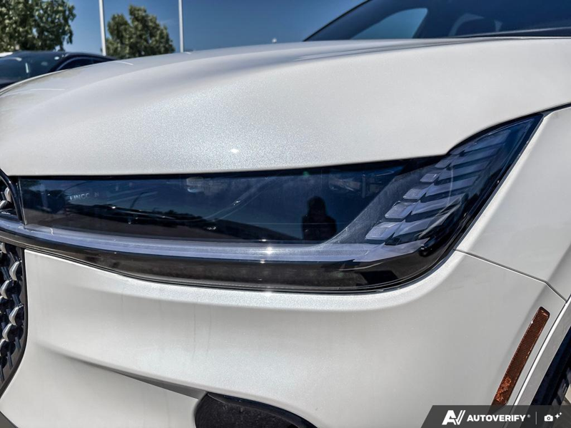 NEW 2026 Lincoln Nautilus Reserve - White Platinum Metallic Tri-coat Exterior / HOT CHOCOLATE, PREMIUM LEATHER-TRIMMED Interior - $74,309 - Stock #E60731 - VIN 5LMPJ8KA5TJ050948 - Photo 8