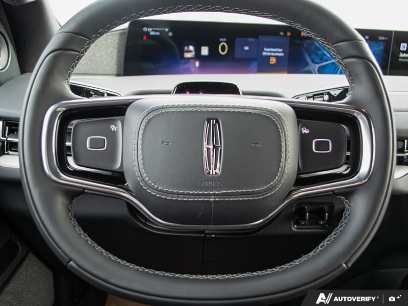 NEW 2026 Lincoln Navigator L Reserve - Pristine White Metallic Tri-coat Exterior / BLACK ONYX LEATHER Interior - $145,554 - Stock #E60198 - VIN 5LMJJ3LG3TEL02846 - Photo 14