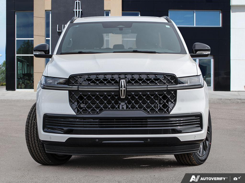 NEW 2026 Lincoln Navigator L Reserve - Pristine White Metallic Tri-coat Exterior / BLACK ONYX LEATHER Interior - $145,554 - Stock #E60198 - VIN 5LMJJ3LG3TEL02846 - Photo 2