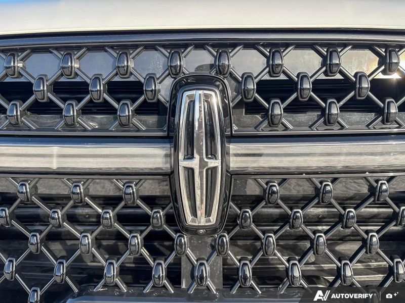 DEMO 2026 Lincoln Navigator L Reserve - Pristine White Metallic Tri-coat Exterior / BLACK ONYX LEATHER Interior - $133,929 - Stock #E60140 - VIN 5LMJJ3LG5TEL00158 - Photo 9
