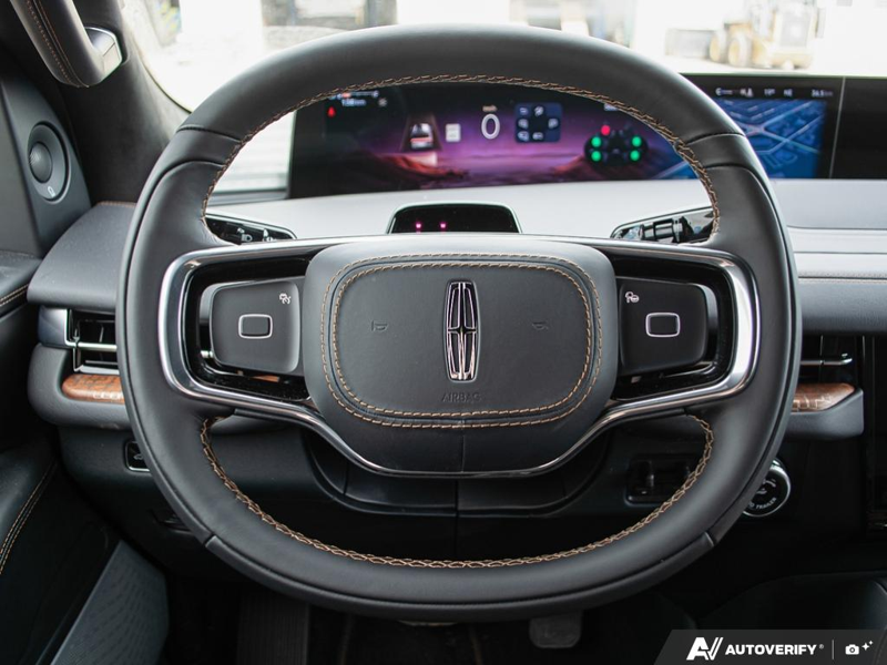 NEW 2026 Lincoln Navigator Black Label - Crystal White Tricoat Exterior / INVITATION THEME Interior - $166,664 - Stock #E60180 - VIN 5LMJJ2TG9TEL05227 - Photo 14
