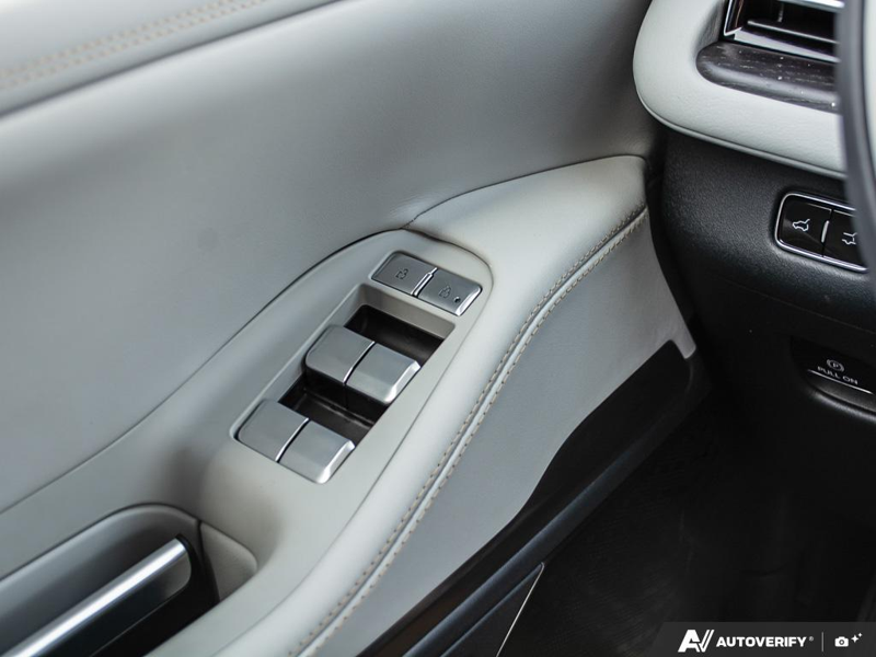 NEW 2026 Lincoln Navigator Black Label - Starlight Gray Metallic Exterior / ATMOSPHERIC PERFORMANCE LEATHER Interior - $152,914 - Stock #E60199 - VIN 5LMJJ2TG7TEL03122 - Photo 17