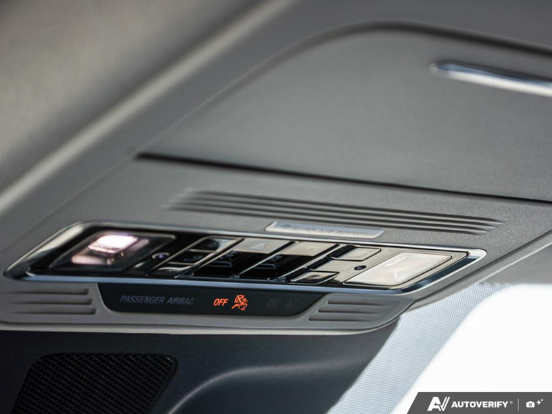 NEW 2026 Lincoln Navigator Black Label - Starlight Gray Metallic Exterior / ATMOSPHERIC PERFORMANCE LEATHER Interior - $152,914 - Stock #E60199 - VIN 5LMJJ2TG7TEL03122 - Photo 23