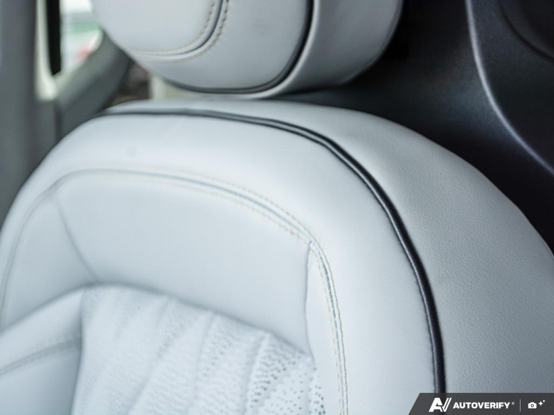 NEW 2026 Lincoln Navigator Black Label - Starlight Gray Metallic Exterior / ATMOSPHERIC PERFORMANCE LEATHER Interior - $152,914 - Stock #E60199 - VIN 5LMJJ2TG7TEL03122 - Photo 24
