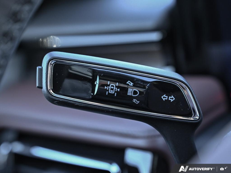 NEW 2027 Lincoln Aviator RESERVE - Avalanche Grey Clearcoat Exterior / HOT CHOCOLATE, PREMIUM LEATHER FRONT CAPTAIN'S CHAIRS Interior - $97,674 - Stock #E70035 - VIN 5LM5J7XC5VGL00961 - Photo 16
