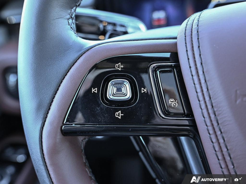NEW 2027 Lincoln Aviator RESERVE - Avalanche Grey Clearcoat Exterior / HOT CHOCOLATE, PREMIUM LEATHER FRONT CAPTAIN'S CHAIRS Interior - $97,674 - Stock #E70035 - VIN 5LM5J7XC5VGL00961 - Photo 18