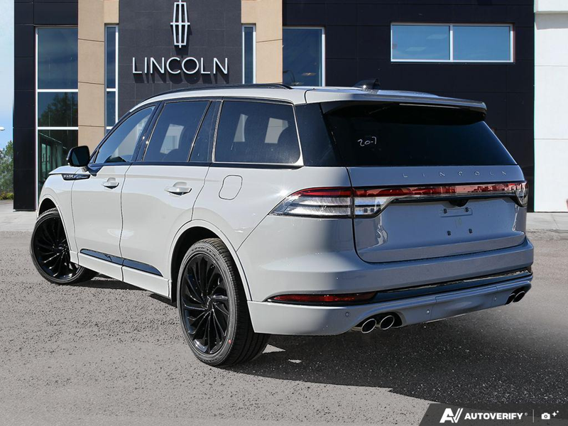 NEW 2027 Lincoln Aviator RESERVE - Avalanche Grey Clearcoat Exterior / HOT CHOCOLATE, PREMIUM LEATHER FRONT CAPTAIN'S CHAIRS Interior - $97,674 - Stock #E70035 - VIN 5LM5J7XC5VGL00961 - Photo 5