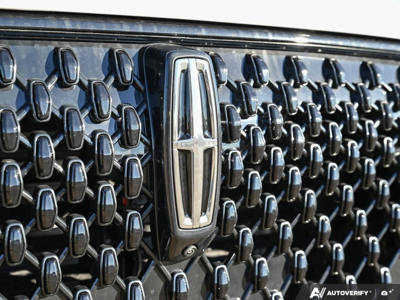 NEW 2027 Lincoln Aviator RESERVE - Avalanche Grey Clearcoat Exterior / HOT CHOCOLATE, PREMIUM LEATHER FRONT CAPTAIN'S CHAIRS Interior - $97,674 - Stock #E70035 - VIN 5LM5J7XC5VGL00961 - Photo 9
