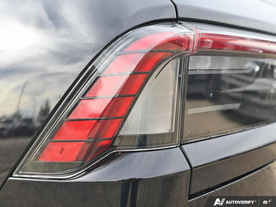 NEW 2027 Lincoln Navigator L Reserve - BLACK ONYX LEATHER Interior - $141,914 - Stock #E70051 - VIN 5LMJJ3LG6VEL06974