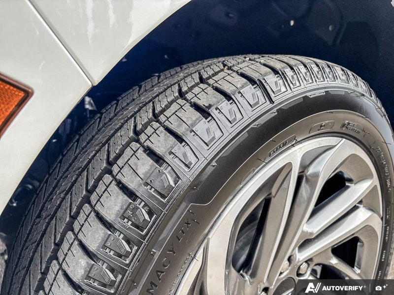 DEMO 2027 Lincoln Navigator L Reserve - Pristine White Metallic Tri-coat Exterior / HOT CHOCOLATE LEATHER Interior - $140,914 - Stock #E70012 - VIN 5LMJJ3LG4VEL02616 - Photo 7