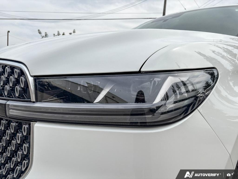 DEMO 2027 Lincoln Navigator L Reserve - Pristine White Metallic Tri-coat Exterior / HOT CHOCOLATE LEATHER Interior - $140,914 - Stock #E70012 - VIN 5LMJJ3LG4VEL02616 - Photo 8