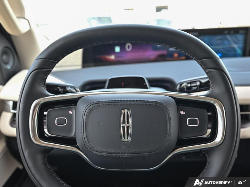 NEW 2027 Lincoln Navigator Reserve - Pristine White Metallic Tri-coat Exterior / LEATHER SEATING Interior - $145,314 - Stock #E70009 - VIN 5LMJJ2LG1VEL03636 - Photo 14