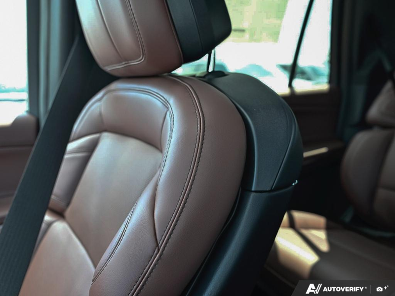 NEW 2027 Lincoln Navigator Reserve - Nocturnal Blue Metallic Cc Exterior / HOT CHOCOLATE LEATHER Interior - $140,989 - Stock #E70006 - VIN 5LMJJ2LG9VEL00354 - Photo 23