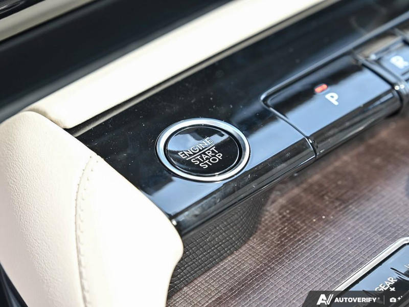NEW 2027 Lincoln Navigator Reserve - Pristine White Metallic Tri-coat Exterior / LEATHER SEATING Interior - $145,314 - Stock #E70009 - VIN 5LMJJ2LG1VEL03636 - Photo 27