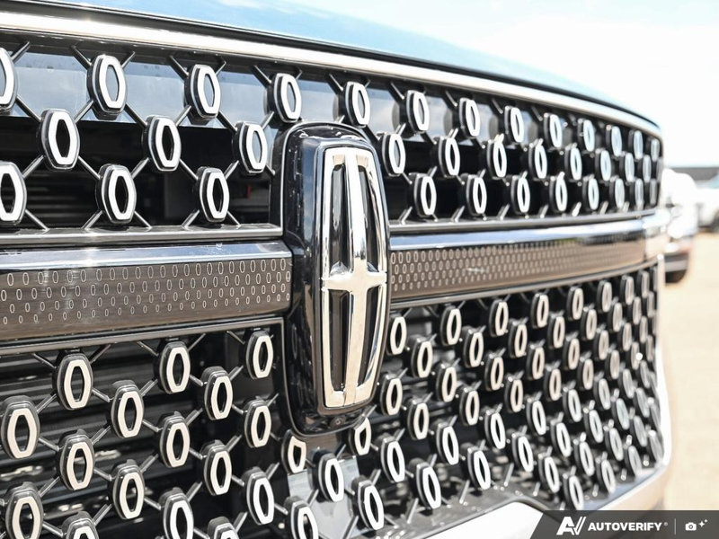 NEW 2027 Lincoln Navigator Reserve - Nocturnal Blue Metallic Cc Exterior / HOT CHOCOLATE LEATHER Interior - $140,989 - Stock #E70006 - VIN 5LMJJ2LG9VEL00354 - Photo 9